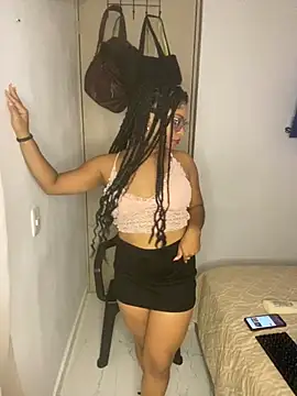 Snapshot of Tana_latin chatting on March 7, 2025, 1:42 am Tana latin online show from March 7, 2025, 1:42 am