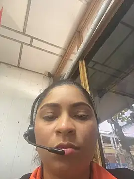 Snapshot of Tana_latin chatting on February 26, 2025, 4:16 pm Tana latin online show from February 26, 2025, 4:16 pm