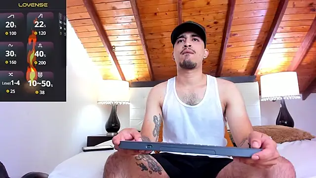 Snapshot of Sebastian_Berne chatting on September 18, 2025, 7:39 pm Sebastian Berne online show from September 18, 2025, 7:39 pm