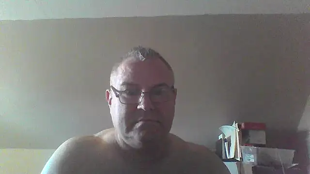 mkestr69 online show from November 5, 2025, 5:27 pm