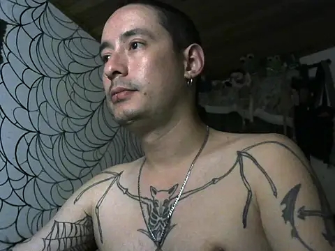 Snapshot of vampireathome chatting on April 30, 2026, 6:42 am vampireathome online show from April 30, 2026, 6:42 am