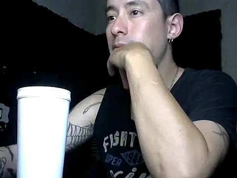 vampireathome online show from September 14, 2025, 4:24 am