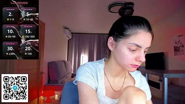 EmiliaZen online show from March 27, 2026, 6:09 pm