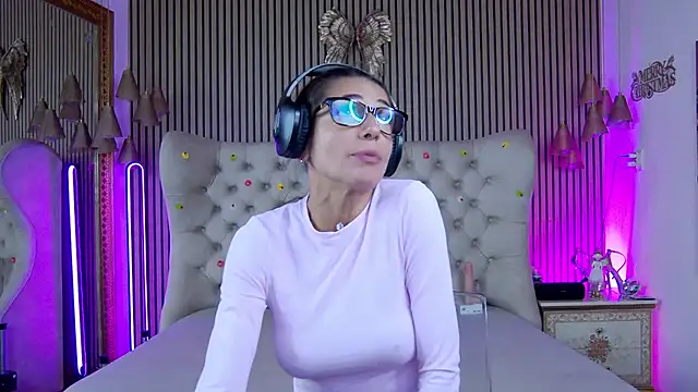 PlayfulShow online show from September 29, 2025, 7:15 am