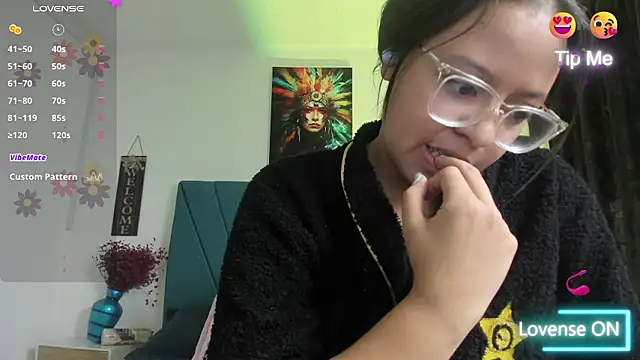 Snapshot of Ariel_star1 chatting on February 23, 2026, 12:50 pm Ariel star1 online show from February 23, 2026, 12:50 pm