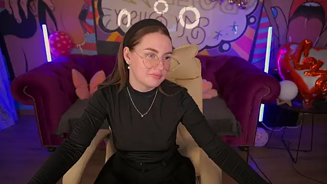 Snapshot of DivineJass chatting on March 3, 2025, 10:17 am DivineJass online show from March 3, 2025, 10:17 am