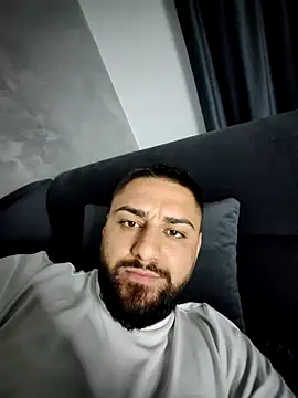 Bakws online show from November 3, 2025, 3:37 pm