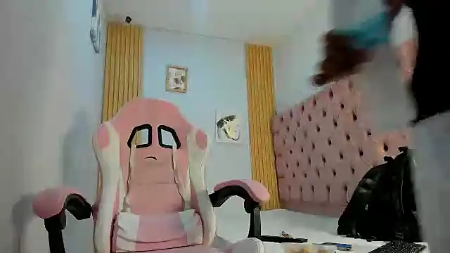 blackdirty420 online show from October 13, 2025, 9:05 pm