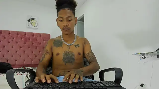 Snapshot of blackdirty420 chatting on February 19, 2025, 6:43 pm blackdirty420 online show from February 19, 2025, 6:43 pm