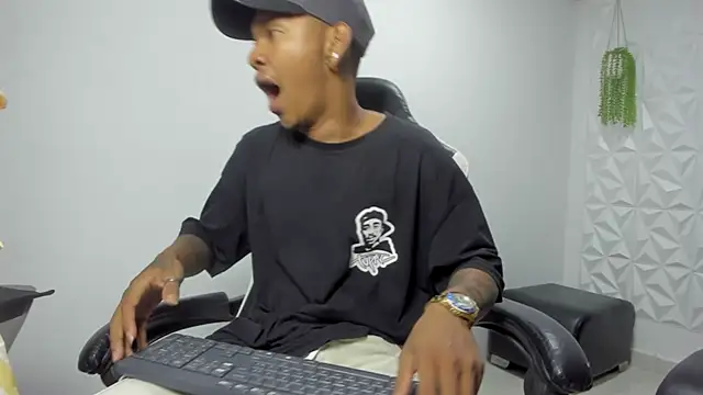 blackdirty420 online show from January 13, 2026, 5:39 pm