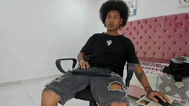 Snapshot of blackdirty420 chatting on February 26, 2025, 3:10 pm blackdirty420 online show from February 26, 2025, 3:10 pm