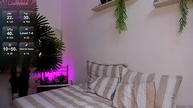 Dirty Kingg online show from October 14, 2025, 8:42 pm