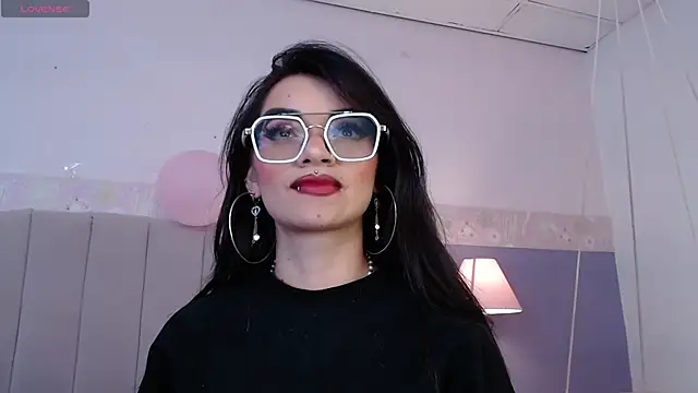 Snapshot of Emerald_gh chatting on February 19, 2026, 4:09 am Emerald gh online show from February 19, 2026, 4:09 am