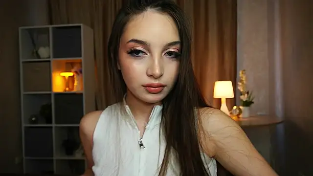 Snapshot of AccaAfton chatting on February 22, 2025, 4:07 am AccaAfton online show from February 22, 2025, 4:07 am