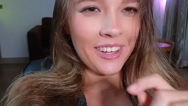 DemiDee online show from October 10, 2025, 4:52 pm