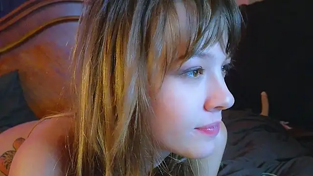 DemiDee online show from February 9, 2025, 12:41 pm