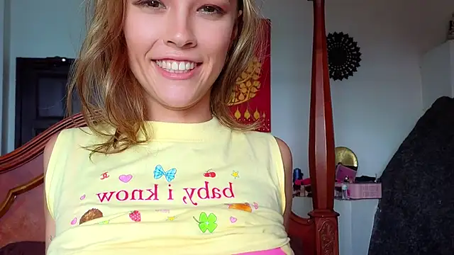 DemiDee online show from March 11, 2025, 9:34 am