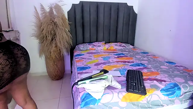 moree Queen online show from November 27, 2025, 7:03 pm