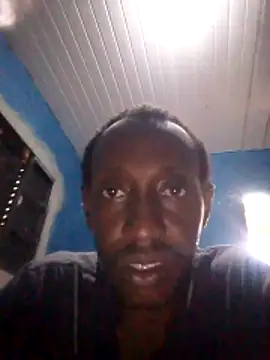 Snapshot of Ailton9865 chatting on December 2, 2025, 11:12 am Ailton9865 online show from December 2, 2025, 11:12 am