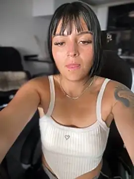 Dulce  Boyd online show from October 16, 2025, 1:52 pm