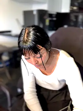 Dulce  Boyd online show from October 1, 2025, 1:37 pm