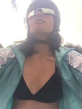 salome stockman s online show from February 21, 2026, 2:41 pm