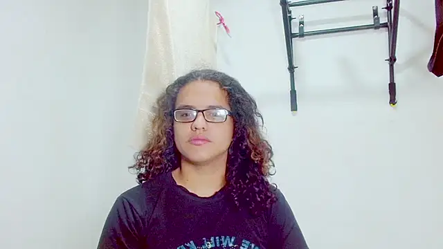 Snapshot of Diane_blossom chatting on March 11, 2025, 12:28 pm Diane blossom online show from March 11, 2025, 12:28 pm