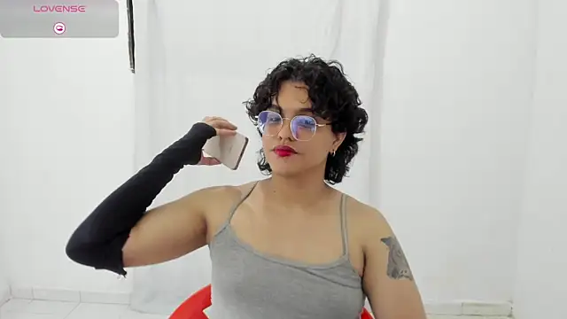 Diane blossom online show from February 13, 2026, 10:32 pm