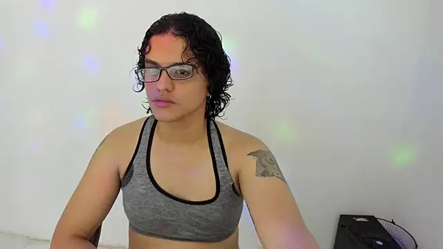 Snapshot of Diane_blossom chatting on October 8, 2025, 6:19 pm Diane blossom online show from October 8, 2025, 6:19 pm