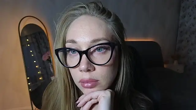 Engel 13 online show from December 4, 2025, 1:32 pm