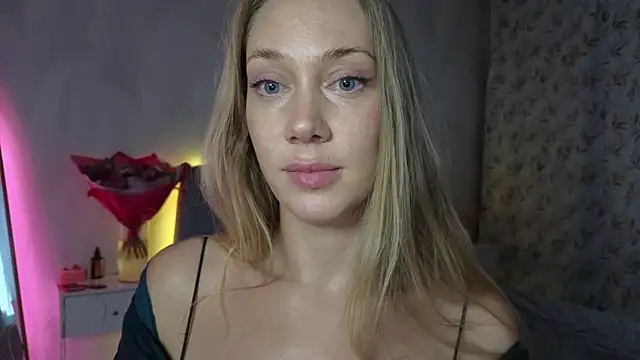 Snapshot of Engel_13 chatting on October 23, 2025, 2:05 pm Engel 13 online show from October 23, 2025, 2:05 pm