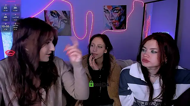 Snapshot of catherine_kitty chatting on February 1, 2026, 8:29 pm catherine kitty online show from February 1, 2026, 8:29 pm