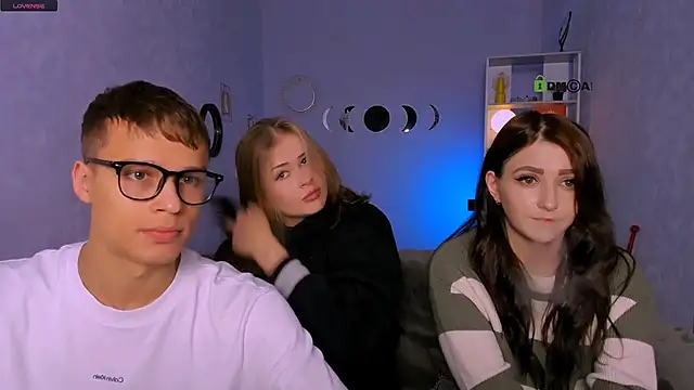 catherine kitty online show from October 13, 2025, 7:04 pm