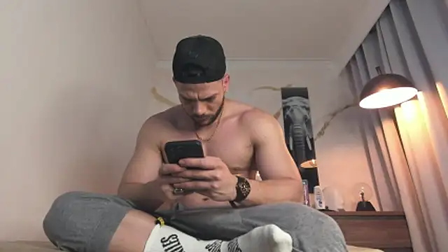 bakersboyssexys online show from November 20, 2025, 11:47 pm