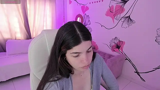 Isabela Fiorelli online show from May 28, 2026, 1:39 pm