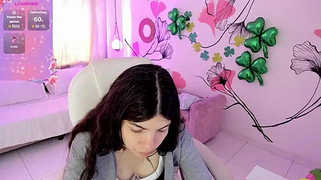 Isabela Fiorelli online show from March 14, 2026, 1:28 pm