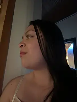 Snapshot of Cute_Angell_ chatting on May 5, 2026, 3:31 am Cute Angell online show from May 5, 2026, 3:31 am