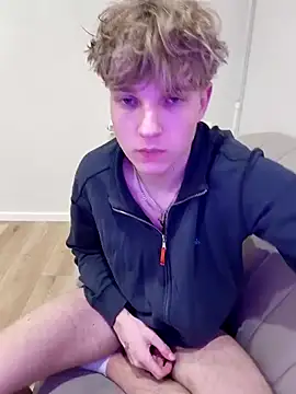 Snapshot of And25bn chatting on February 19, 2026, 5:43 pm And25bn online show from February 19, 2026, 5:43 pm