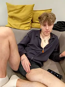 Snapshot of And25bn chatting on February 21, 2026, 6:04 am And25bn online show from February 21, 2026, 6:04 am