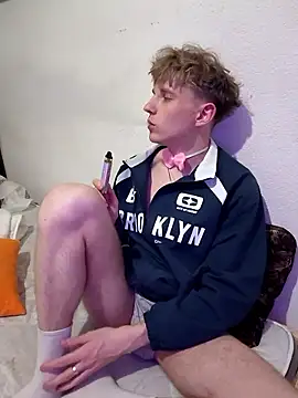 Snapshot of And25bn chatting on March 26, 2026, 11:13 pm And25bn online show from March 26, 2026, 11:13 pm