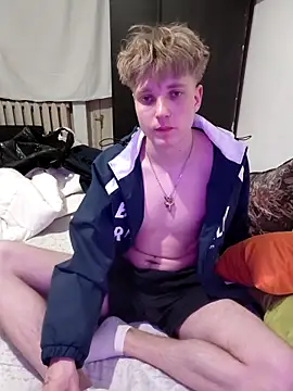 Snapshot of And25bn chatting on March 22, 2026, 10:11 pm And25bn online show from March 22, 2026, 10:11 pm