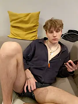 Snapshot of And25bn chatting on February 21, 2026, 6:10 pm And25bn online show from February 21, 2026, 6:10 pm