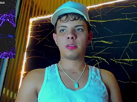 Alessandro 1610 online show from May 15, 2026, 3:37 am
