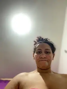 Carola-Ross online show from March 30, 2026, 4:08 pm