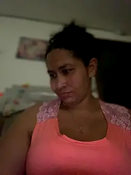 Snapshot of Carola-Ross chatting on September 18, 2025, 5:49 pm Carola-Ross online show from September 18, 2025, 5:49 pm