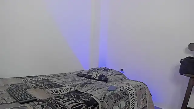 hugosan12 online show from October 3, 2025, 4:30 pm