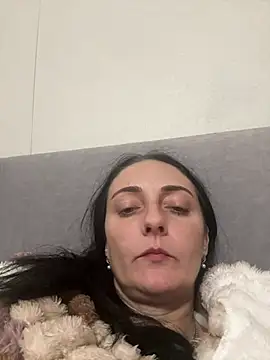 Miroslava1247 online show from April 10, 2026, 7:10 pm