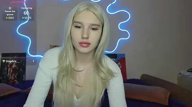 EvelinaLuu online show from March 7, 2025, 1:20 am