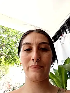 single mother indecent online show from April 19, 2026, 4:41 pm