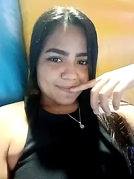 Snapshot of anahi_evans19 chatting on March 4, 2025, 12:29 am anahi evans19 online show from March 4, 2025, 12:29 am